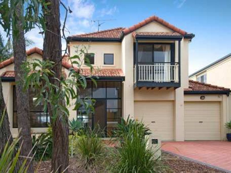 21 Tamarind Place, Twin Waters QLD 4564