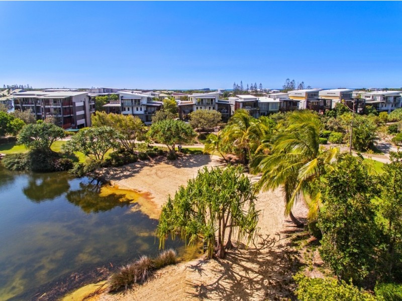 97/80 North Shore Road, Twin Waters QLD 4564