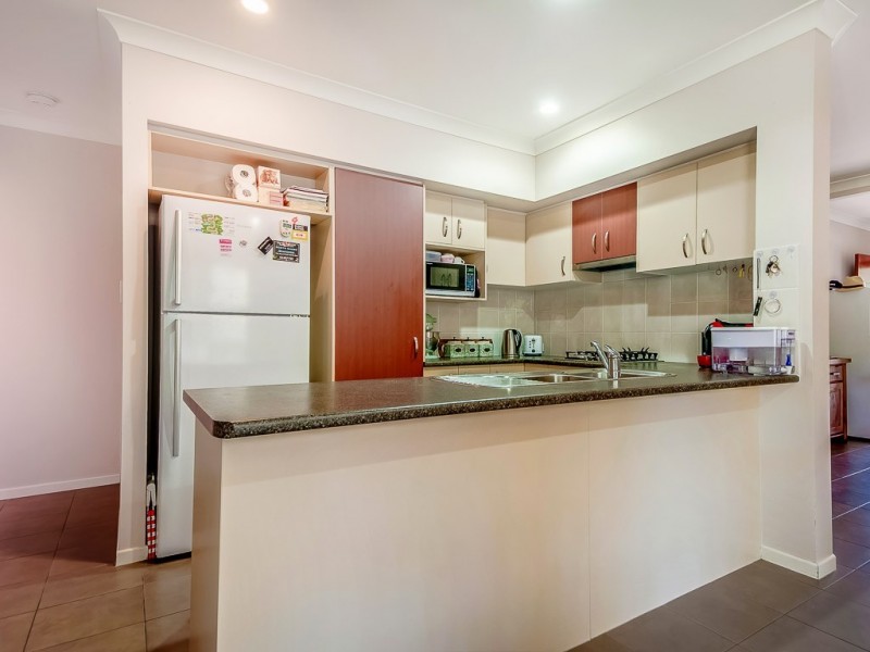 11 Fitzroy Court, Pacific Paradise QLD 4564