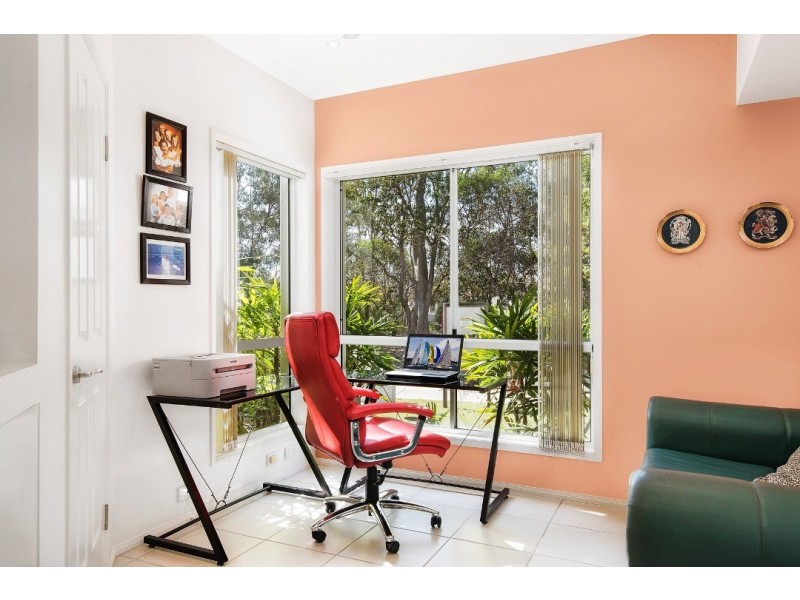 2 Prestwick Drive, Twin Waters QLD 4564