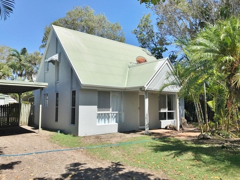 39 Cupania Street, Mudjimba QLD 4564