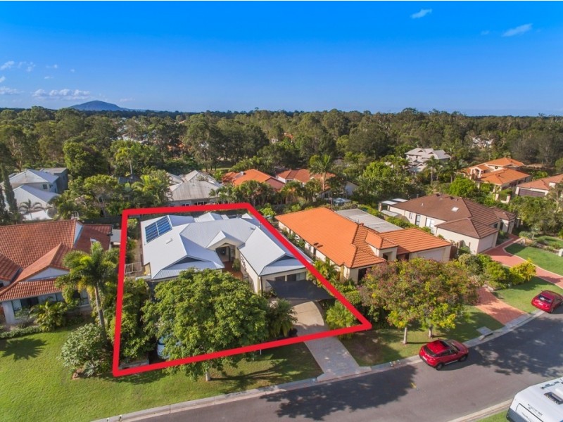 6 Fantail Place, Twin Waters QLD 4564