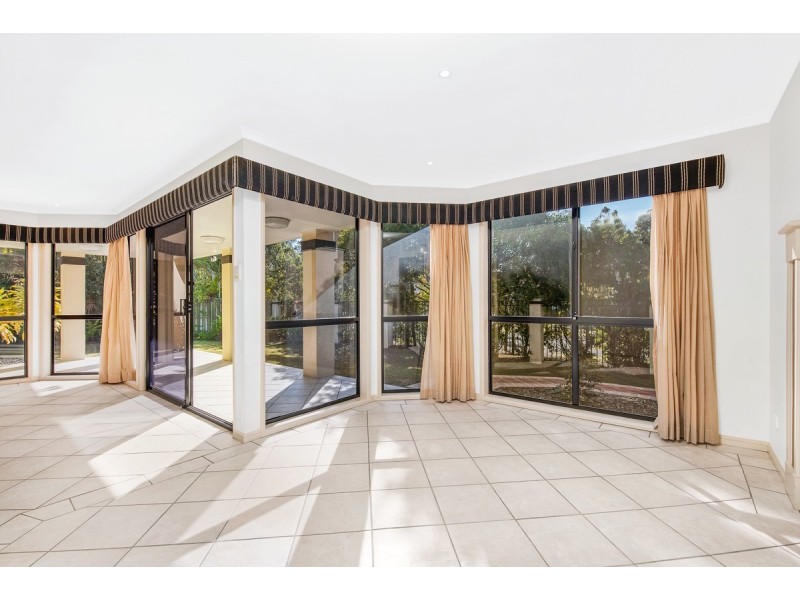 2 Fantail Place, Twin Waters QLD 4564
