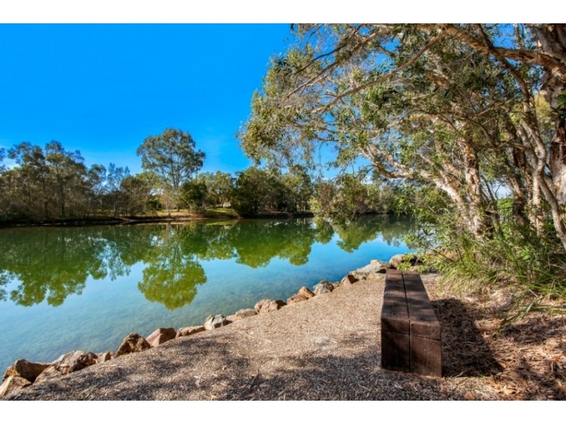 2 Fantail Place, Twin Waters QLD 4564