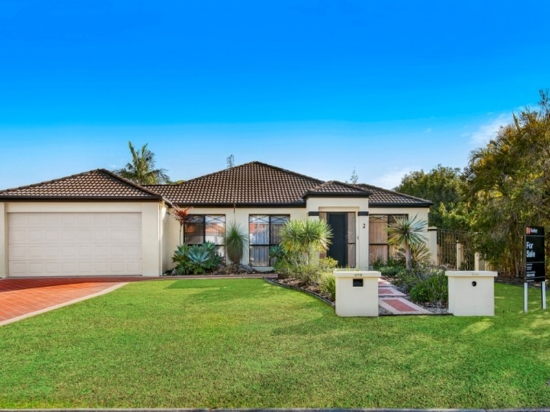 2 Fantail Place, Twin Waters QLD 4564