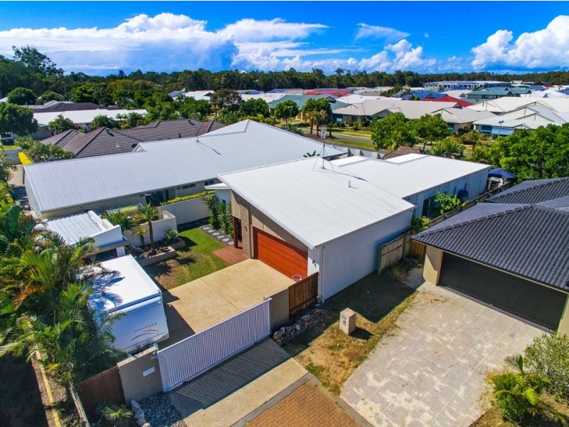 10 Estuary Court, Twin Waters QLD 4564