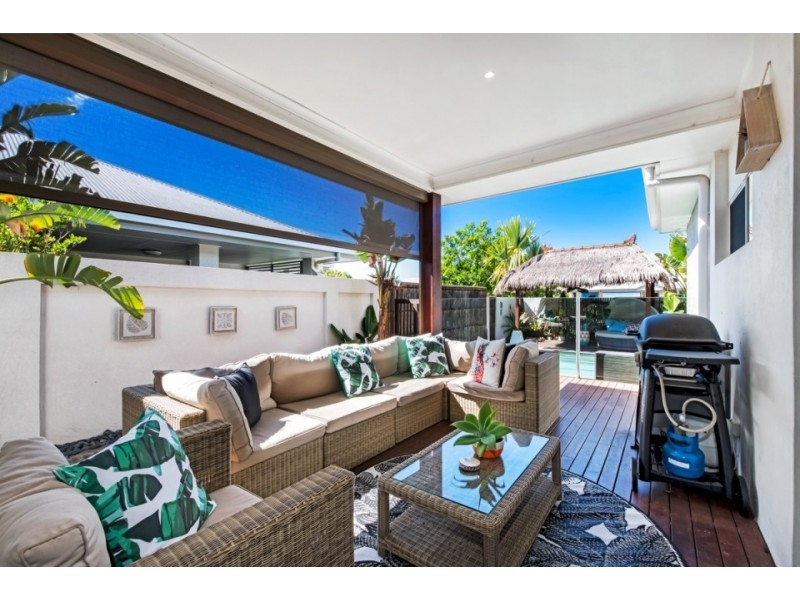 10 Estuary Court, Twin Waters QLD 4564