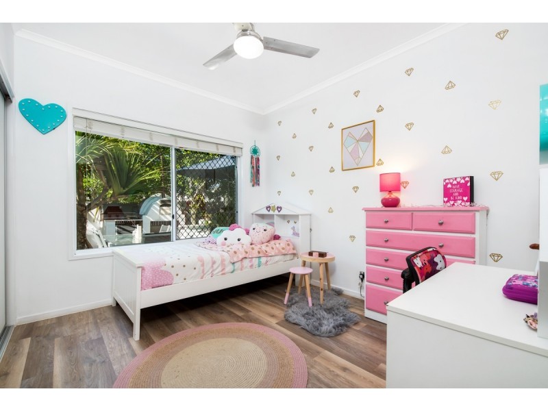 10 Estuary Court, Twin Waters QLD 4564