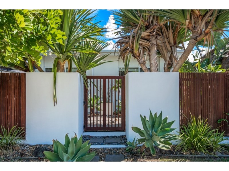 10 Estuary Court, Twin Waters QLD 4564