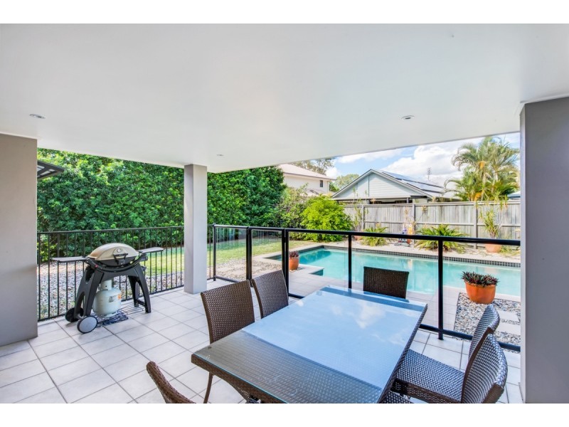4 Carnoustie Court, Twin Waters QLD 4564
