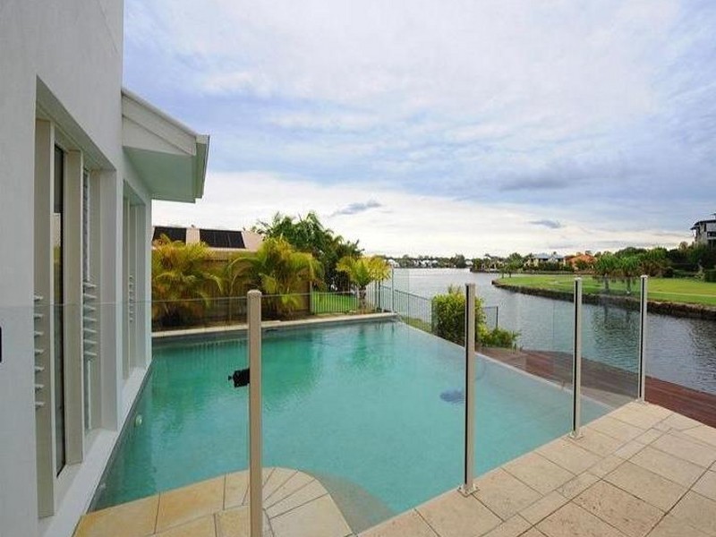 2 Waterfront Court, Twin Waters QLD 4564