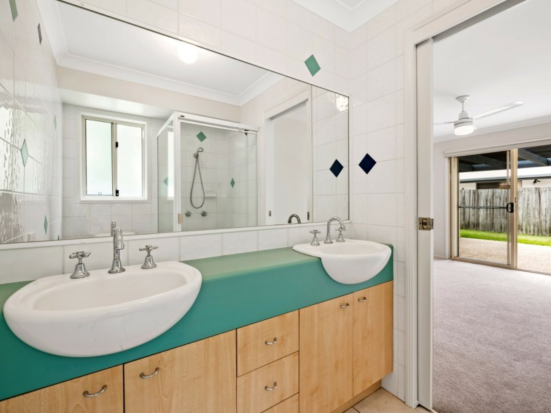 31 Stillwater Drive, Twin Waters QLD 4564