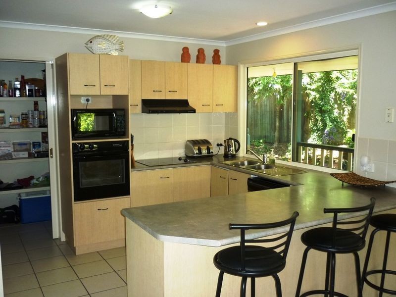 30 Samantha Drive, Bli Bli QLD 4560