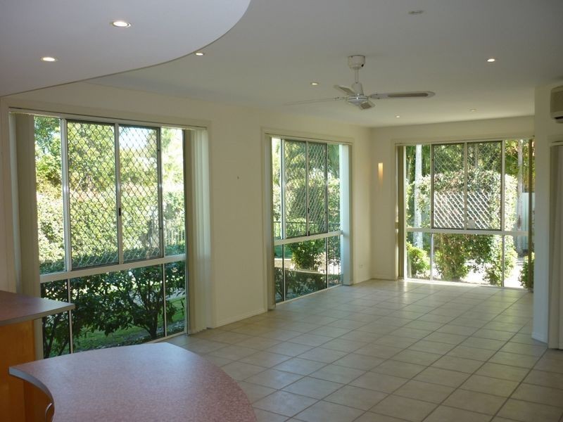 1 Staysail Place, Twin Waters QLD 4564
