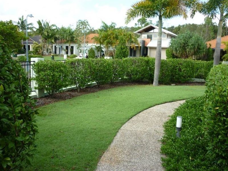1 Staysail Place, Twin Waters QLD 4564