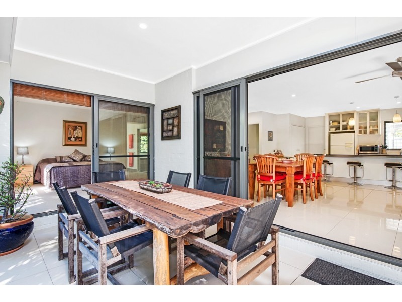 29 North Beach Place, Mudjimba QLD 4564