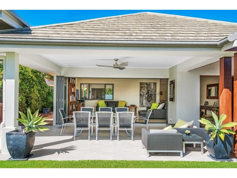 29 North Beach Place, Mudjimba QLD 4564