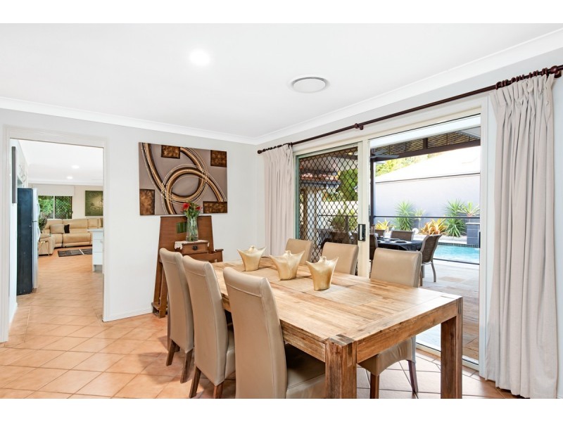 7 Cooloola Place, Twin Waters QLD 4564