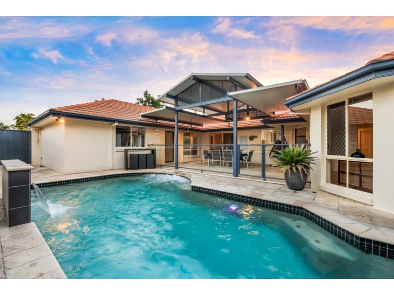7 Cooloola Place, Twin Waters QLD 4564