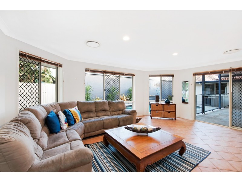 7 Cooloola Place, Twin Waters QLD 4564