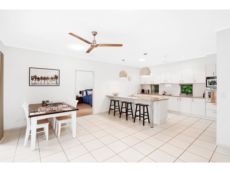 7 Oyster Court, Twin Waters QLD 4564