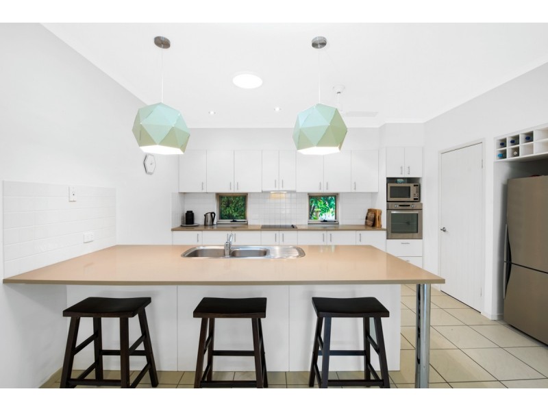 7 Oyster Court, Twin Waters QLD 4564