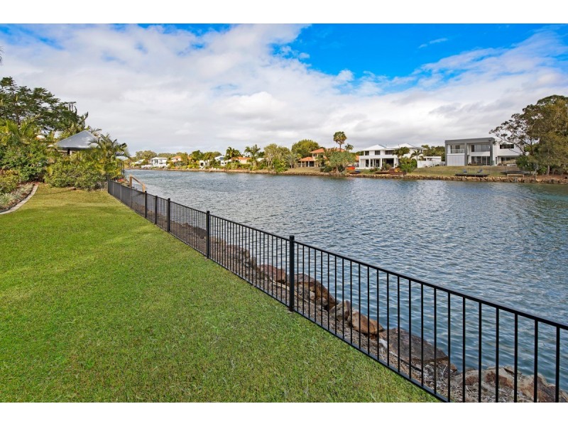 14 Karinya Place, Twin Waters QLD 4564