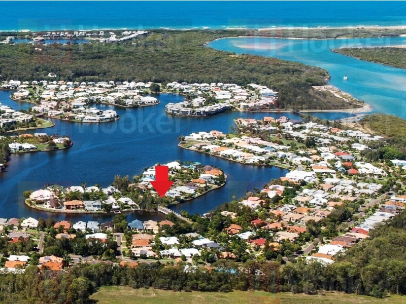 14 Karinya Place, Twin Waters QLD 4564