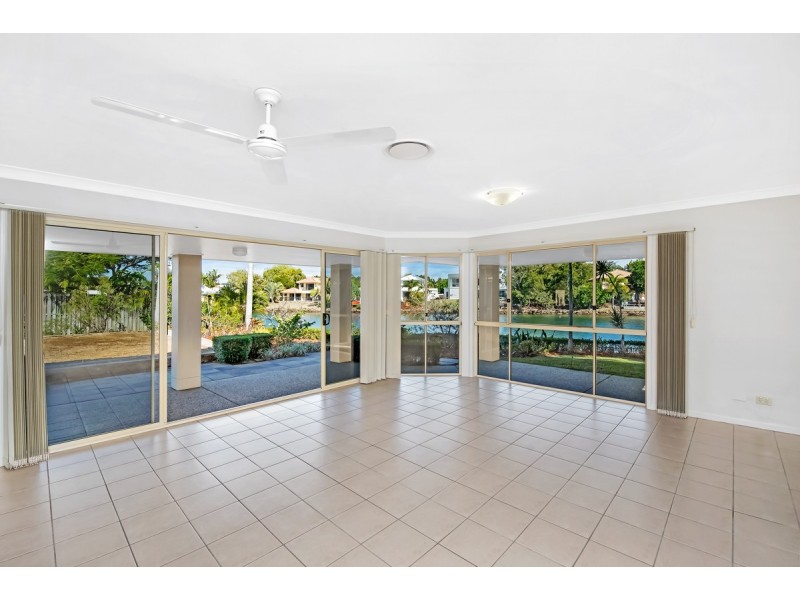 14 Karinya Place, Twin Waters QLD 4564
