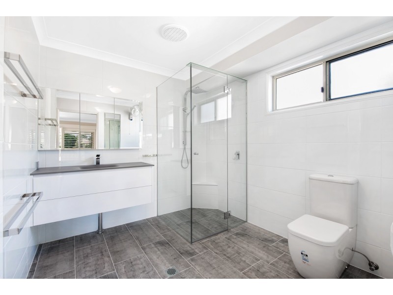 14 Karinya Place, Twin Waters QLD 4564
