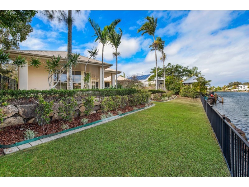 14 Karinya Place, Twin Waters QLD 4564