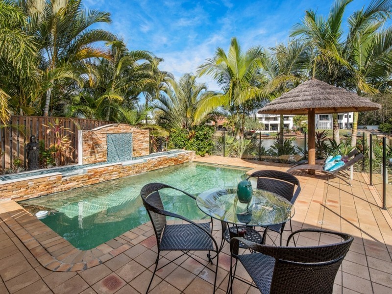 16 Karinya Place, Twin Waters QLD 4564