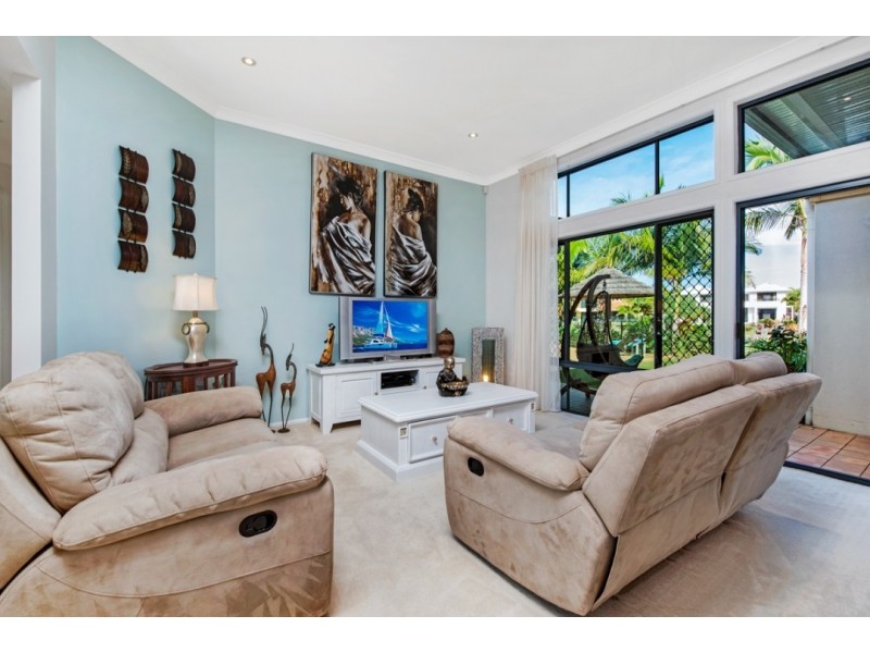 16 Karinya Place, Twin Waters QLD 4564