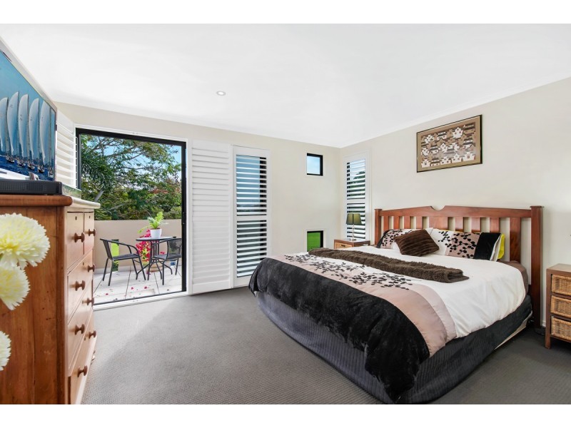 4 Undanbi Lane, Twin Waters QLD 4564