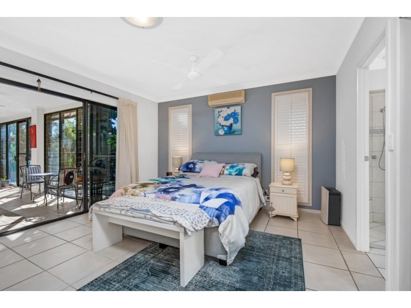 4 Parsons Bank Drive, Twin Waters QLD 4564