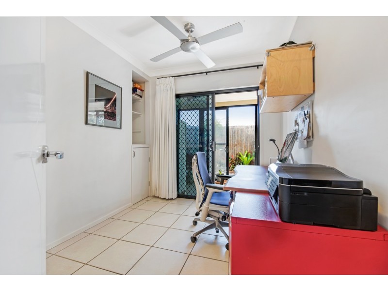 4 Parsons Bank Drive, Twin Waters QLD 4564