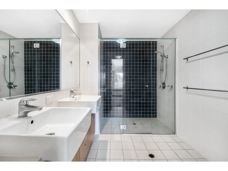 74/80 North Shore Road, Twin Waters QLD 4564