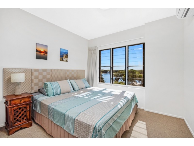 74/80 North Shore Road, Twin Waters QLD 4564