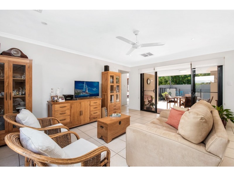 5 Mizzen Place, Twin Waters QLD 4564