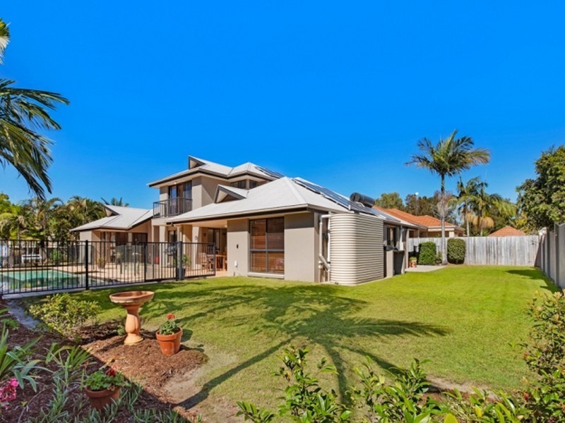 5 Mizzen Place, Twin Waters QLD 4564