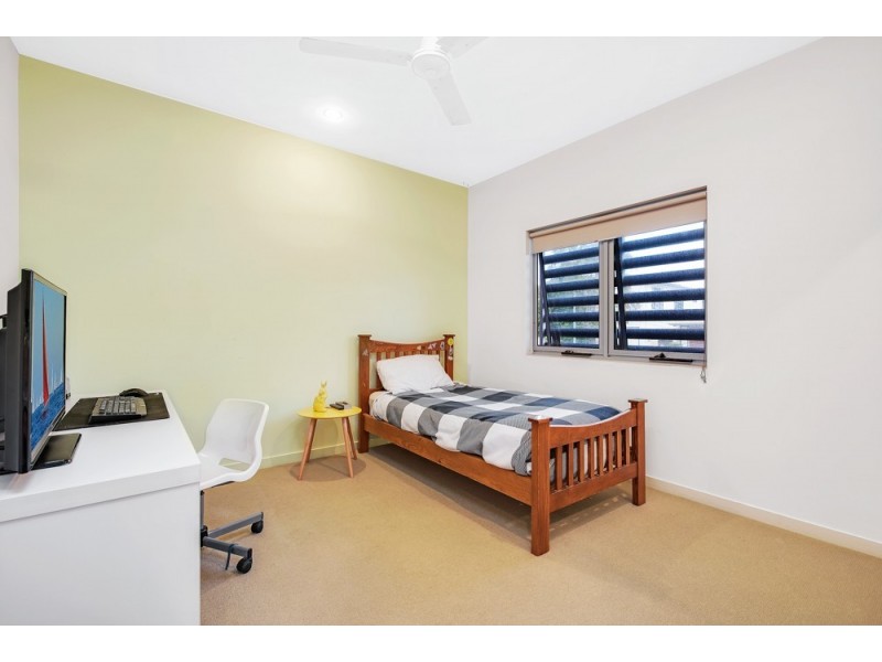 7 North Beach Place, Mudjimba QLD 4564