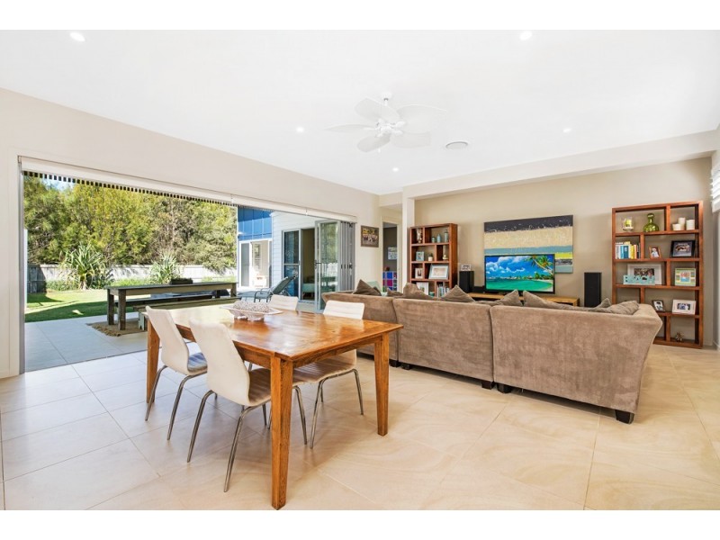 43 Ameen Circuit, Twin Waters QLD 4564