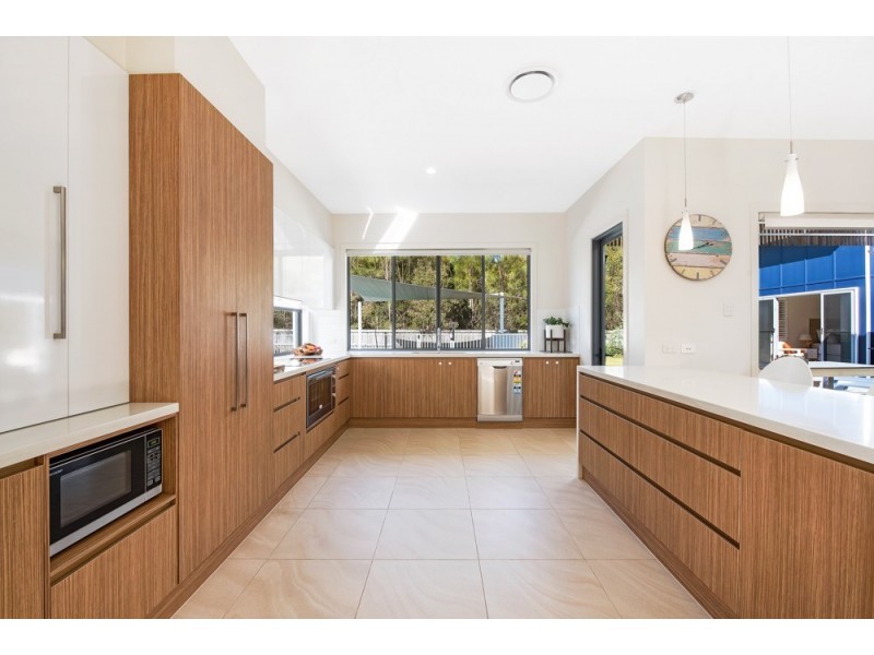 43 Ameen Circuit, Twin Waters QLD 4564