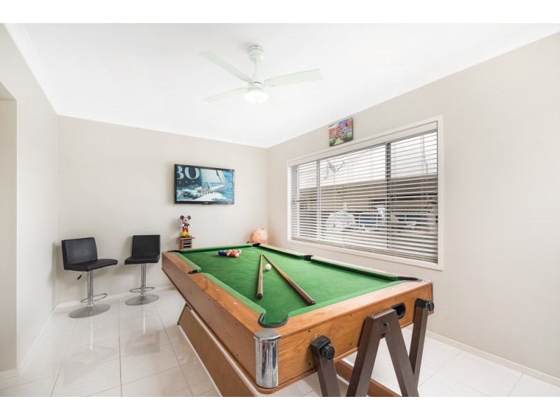 4 Sand Lane, Twin Waters QLD 4564