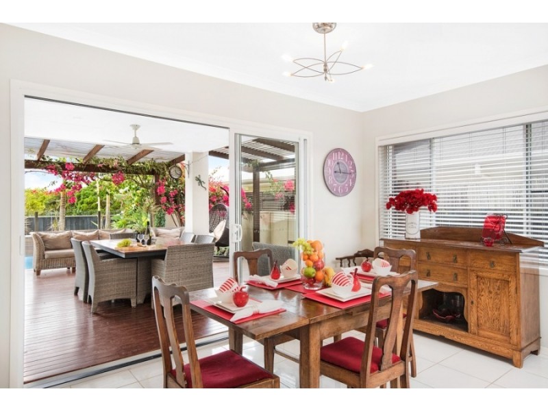 4 Sand Lane, Twin Waters QLD 4564