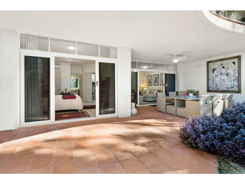 2/179 Ocean Drive, Twin Waters QLD 4564