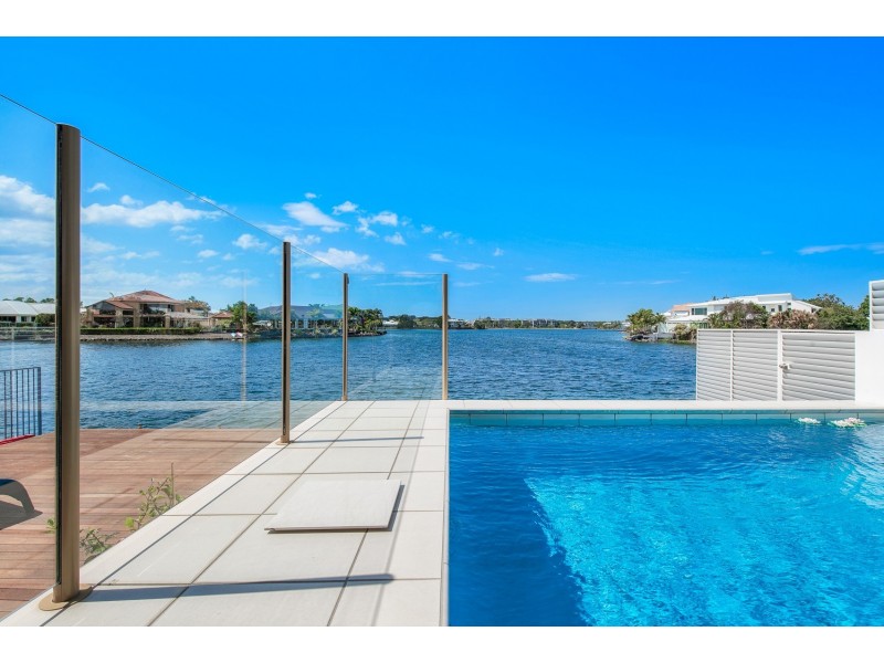 12 Staysail Place, Twin Waters QLD 4564