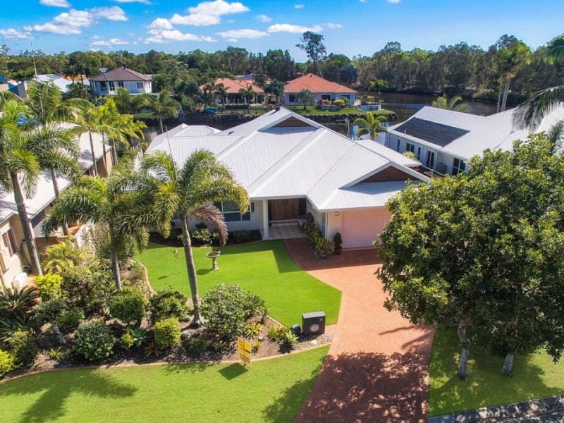 11 Glenwood Place, Twin Waters QLD 4564
