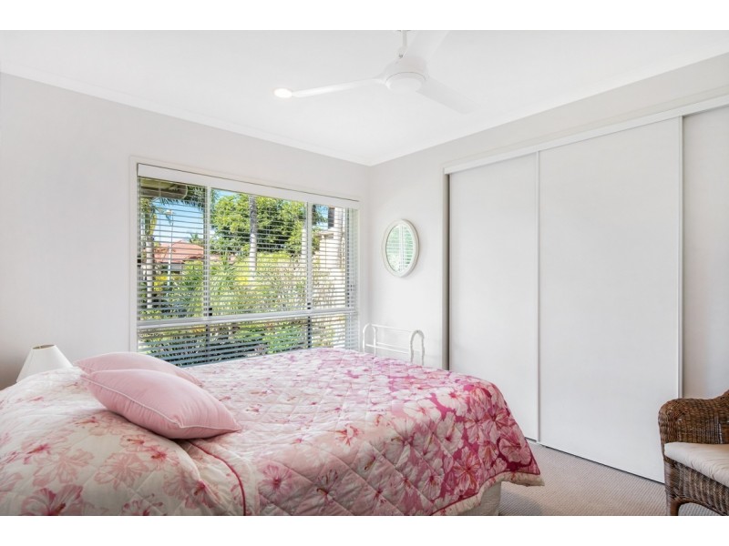 11 Glenwood Place, Twin Waters QLD 4564