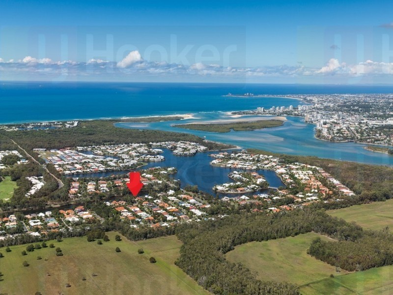 18 Waterside Drive, Twin Waters QLD 4564
